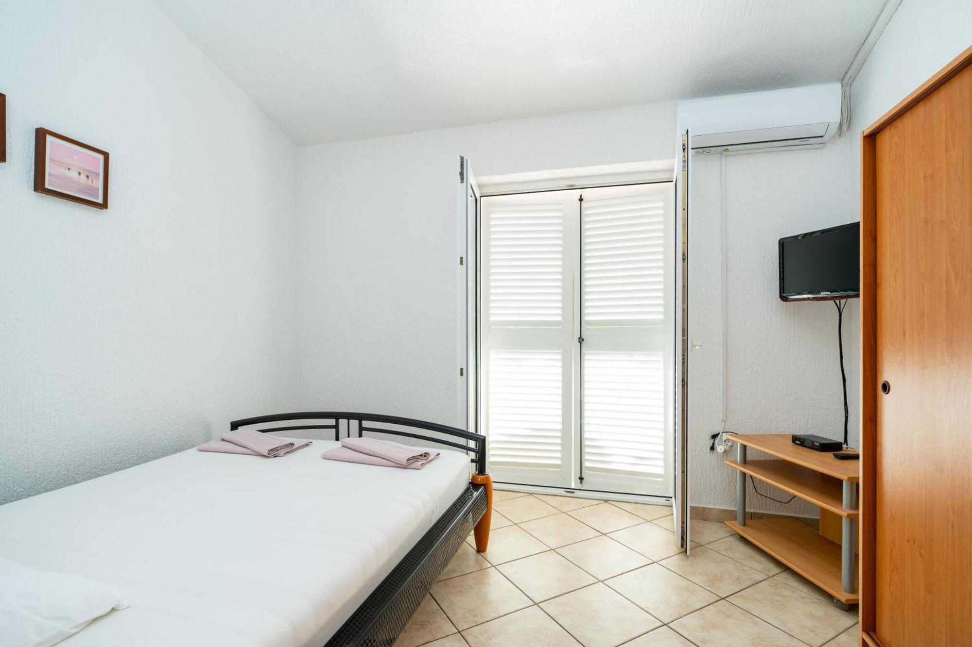 Apartments Cvetka نوفاليا المظهر الخارجي الصورة