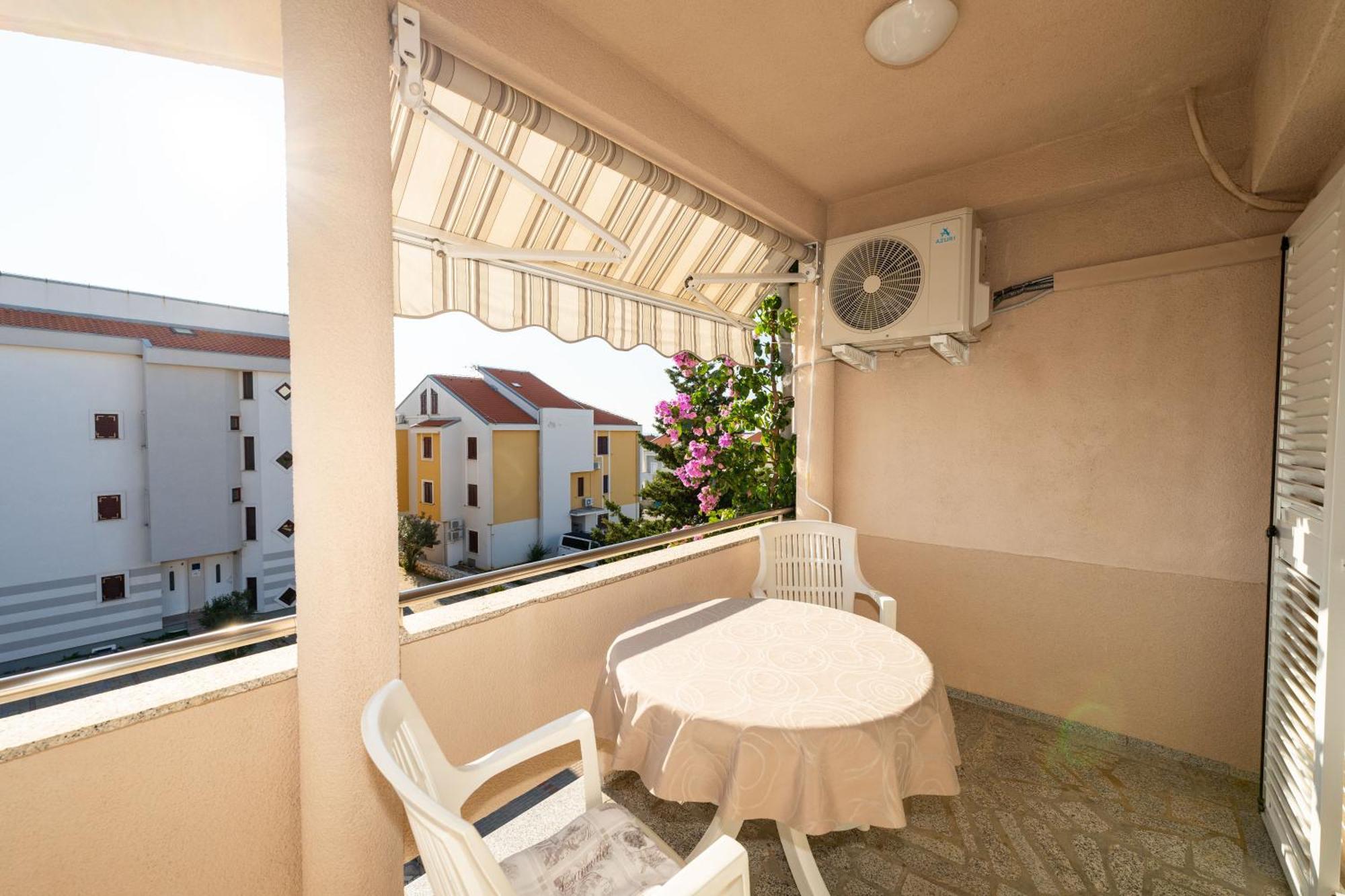 Apartments Cvetka نوفاليا المظهر الخارجي الصورة